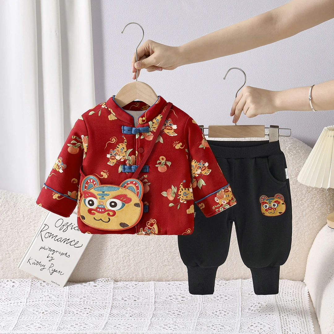 加厚儿童冬季套装喜庆新中式夹棉红色婴童拜年服小月龄宝宝衣服
