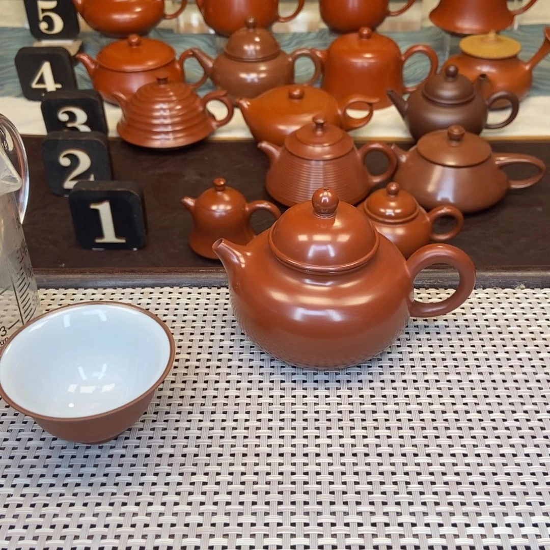 茶壶紫砂山***时潮州手工艺