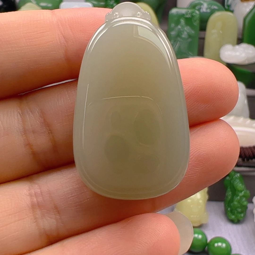 和田玉未镶嵌挂件