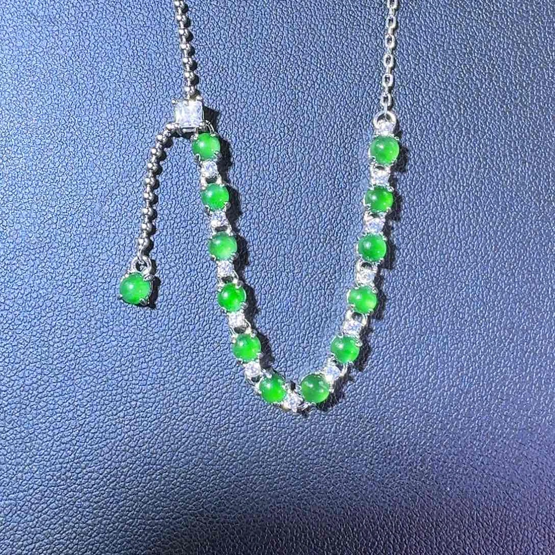 翡翠银S925镶嵌颈饰蛋面