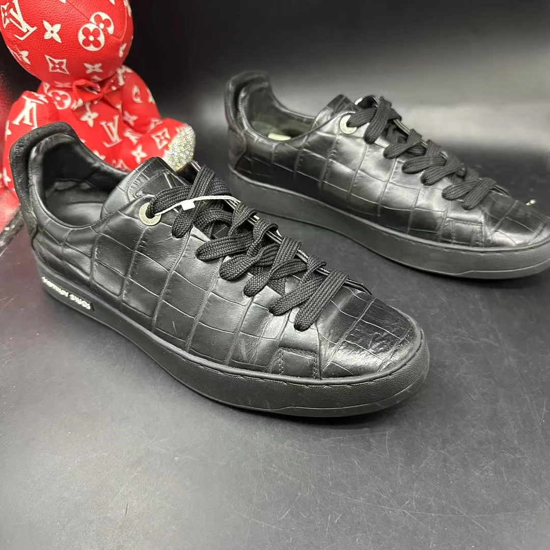 95新 LouisVuitton/路易威登 【AO福利】40.5欧码 黑方块板鞋bd158
