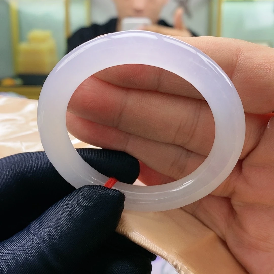 【闪购商品】未镶嵌手镯翡翠灯泡白