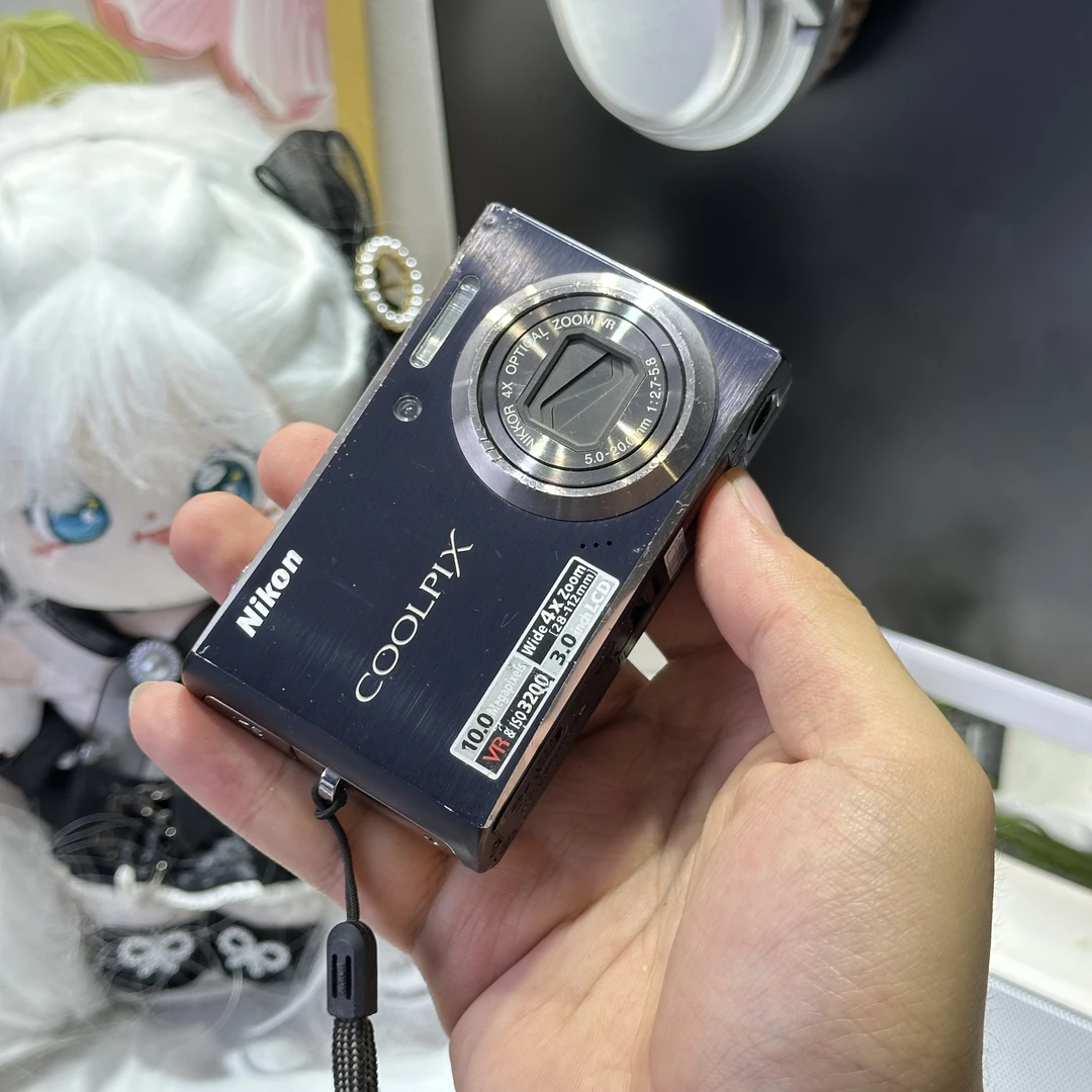 9新 Nikon/尼康 尼康s610复古感色彩感好适合新手带配件胶片感