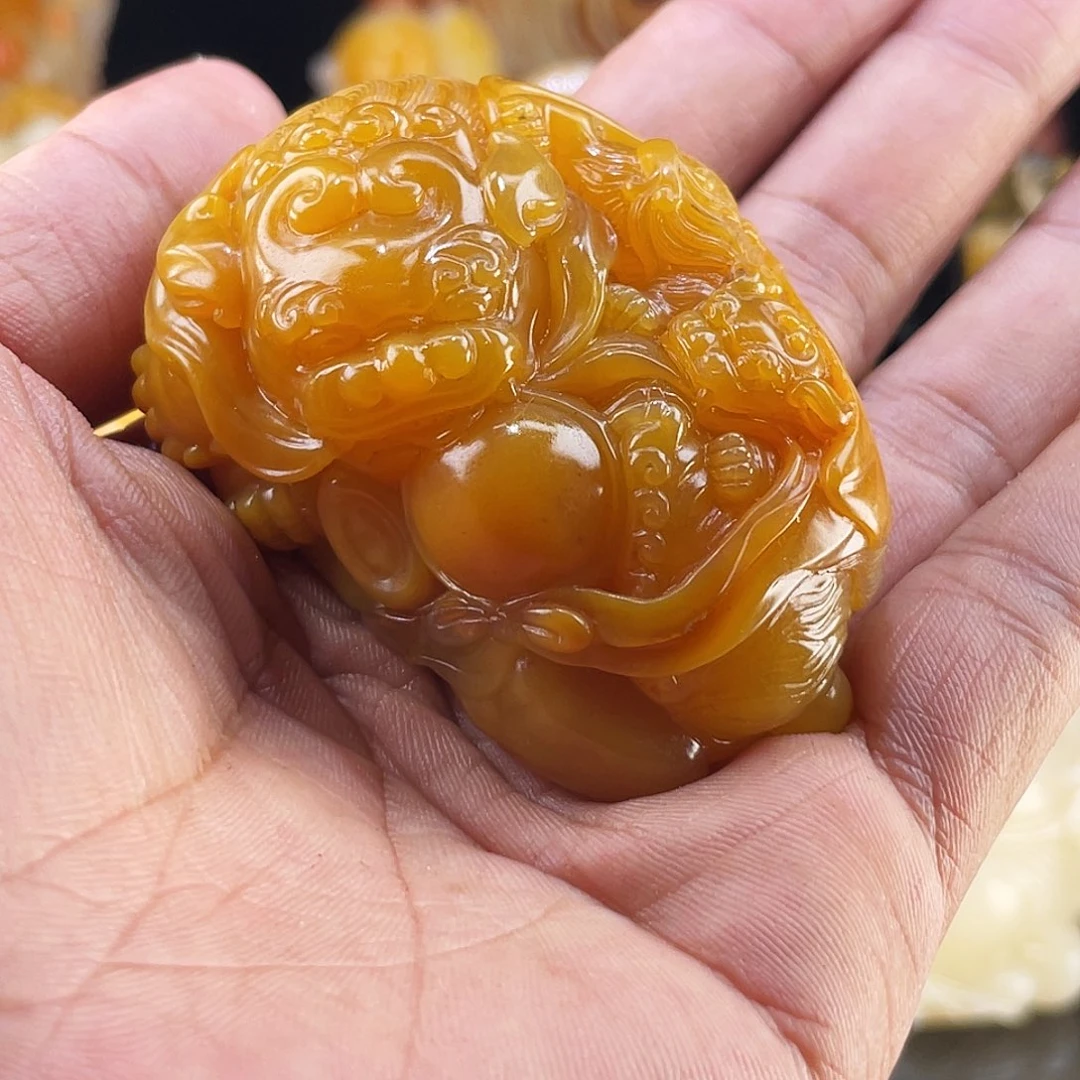 品***雨老挝石寿山石雕刻