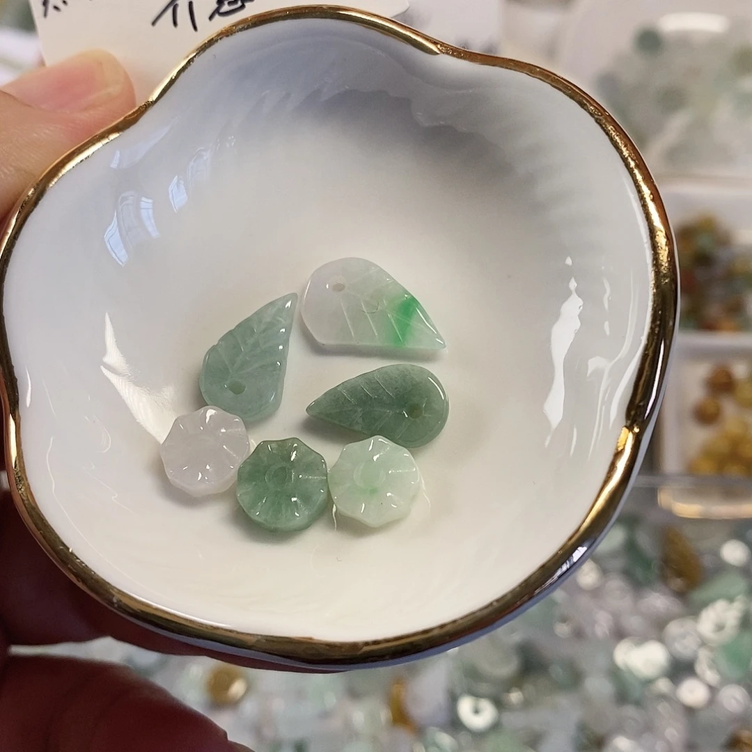 野***7翡翠未镶嵌颈饰天然A货