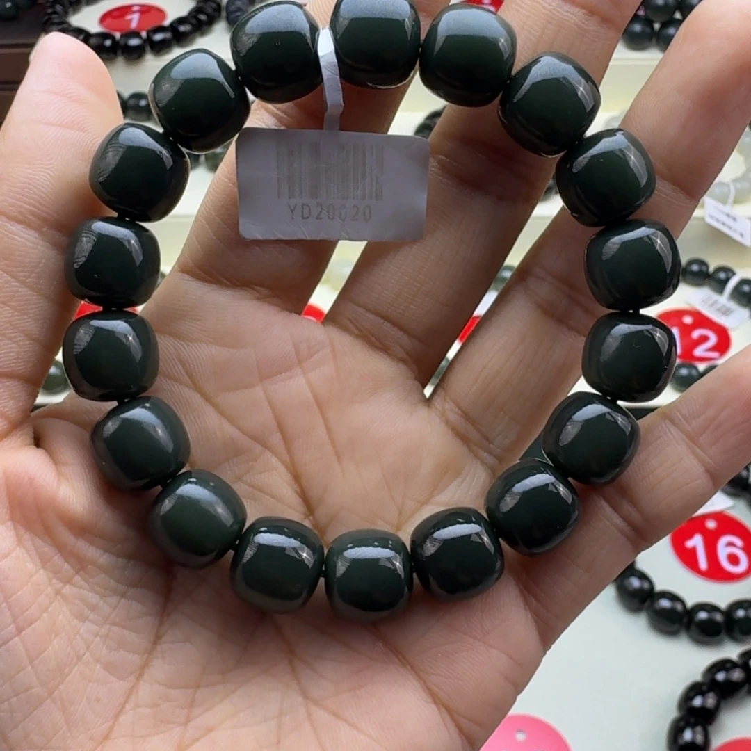 和田玉未镶嵌手串