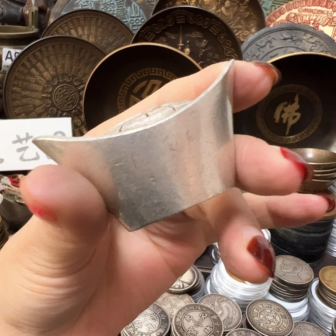 金属复古风格摆件