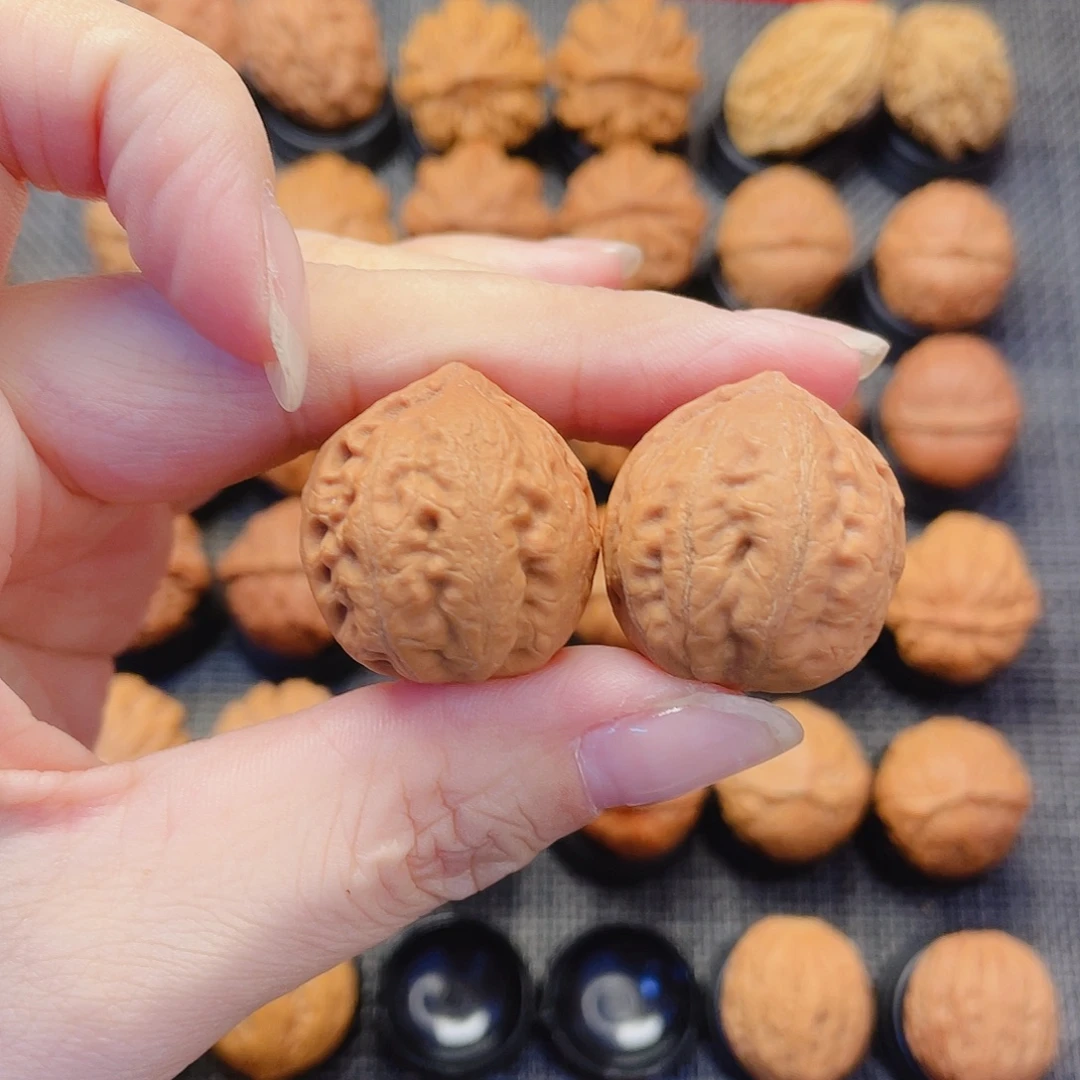 文玩核桃把件小灵珠