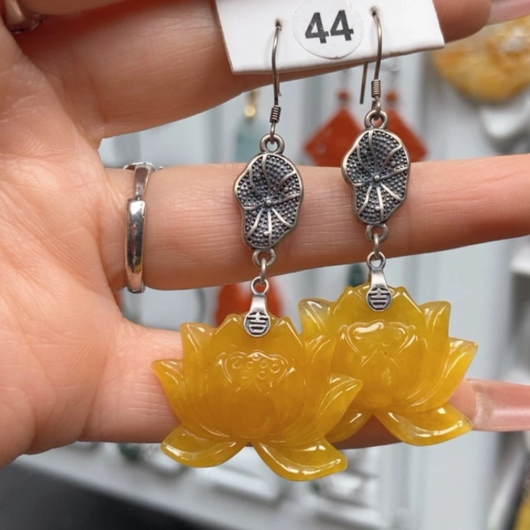 【闪购商品】石英质玉耳钉银S925镶嵌缘