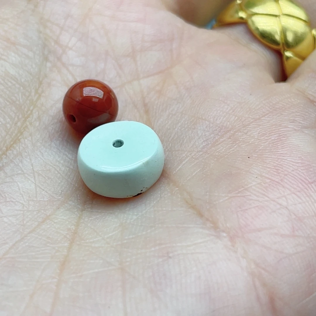 南红玛瑙未镶嵌珠宝奇石