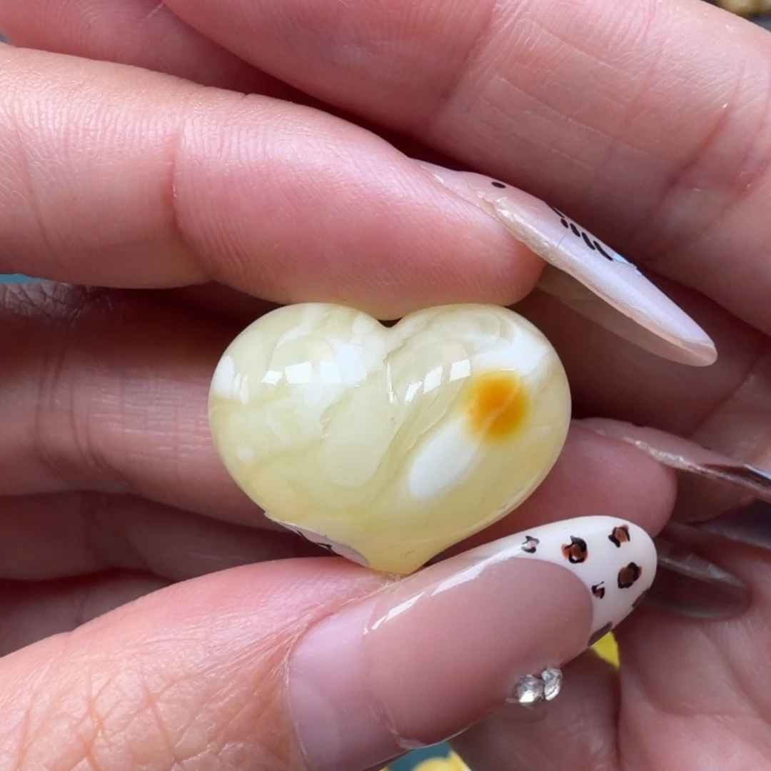 琥珀未镶嵌裸石蜜蜡