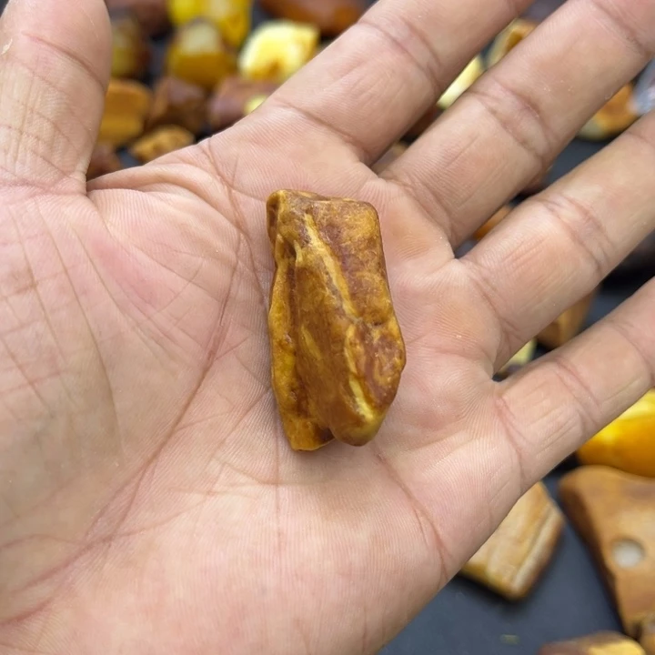 未镶嵌定制琥珀你**i蜜蜡定制