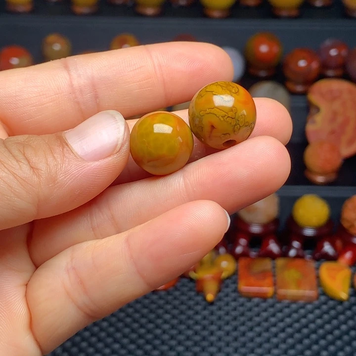 张***江玛瑙/玉髓战国红未镶嵌战国红