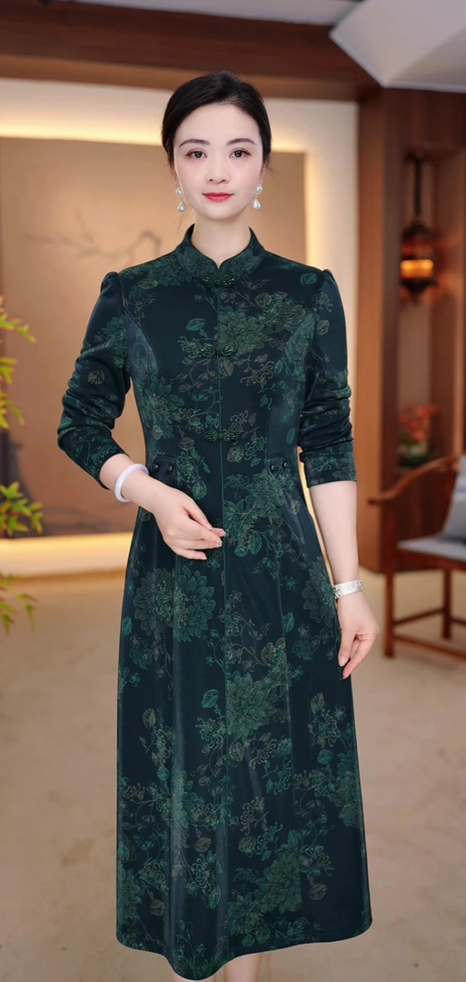 2025款秋季遮肉显瘦改良旗袍裙中老年气质妈妈装连衣裙