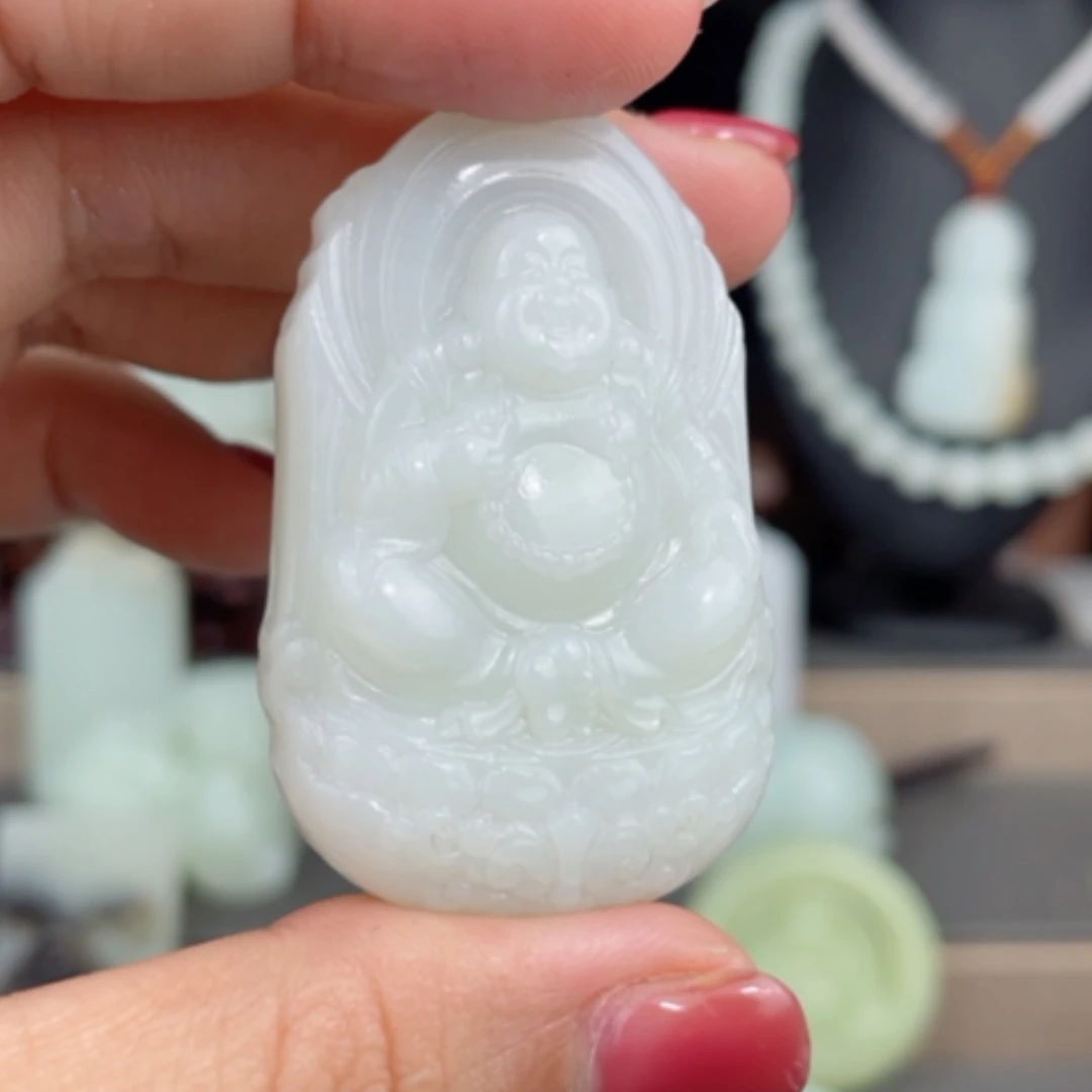 【闪购商品】颈饰未镶嵌和田玉