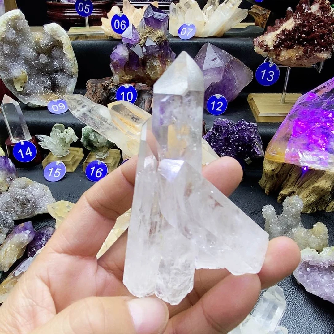 石材白水晶摆件，