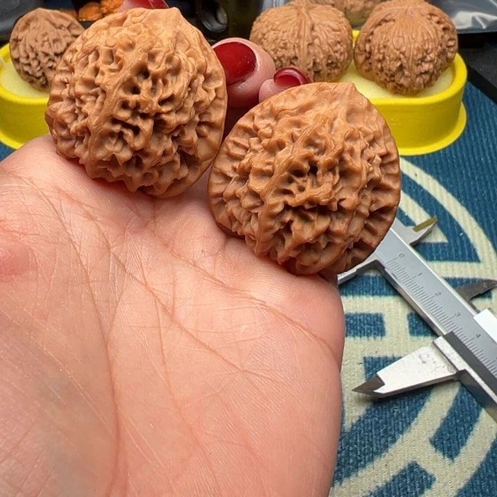 吊坠桃核文玩秦闷36