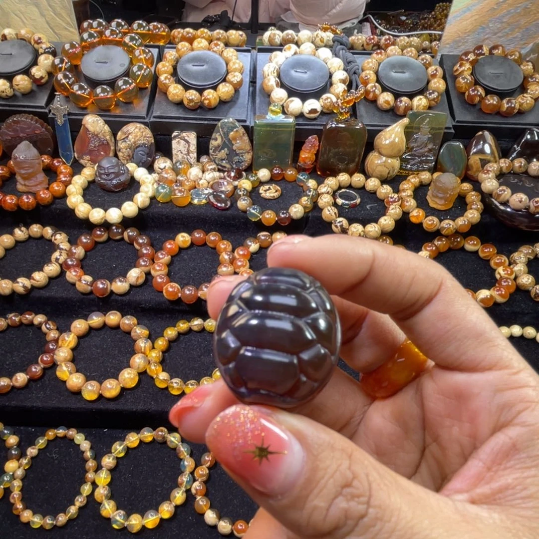 琥珀未镶嵌手链富甲