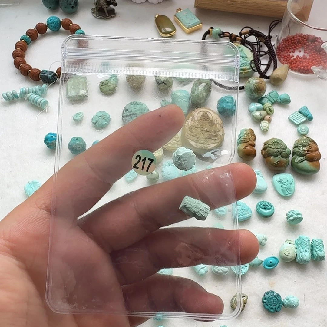 仙***球未镶嵌南红玛瑙珠宝奇石