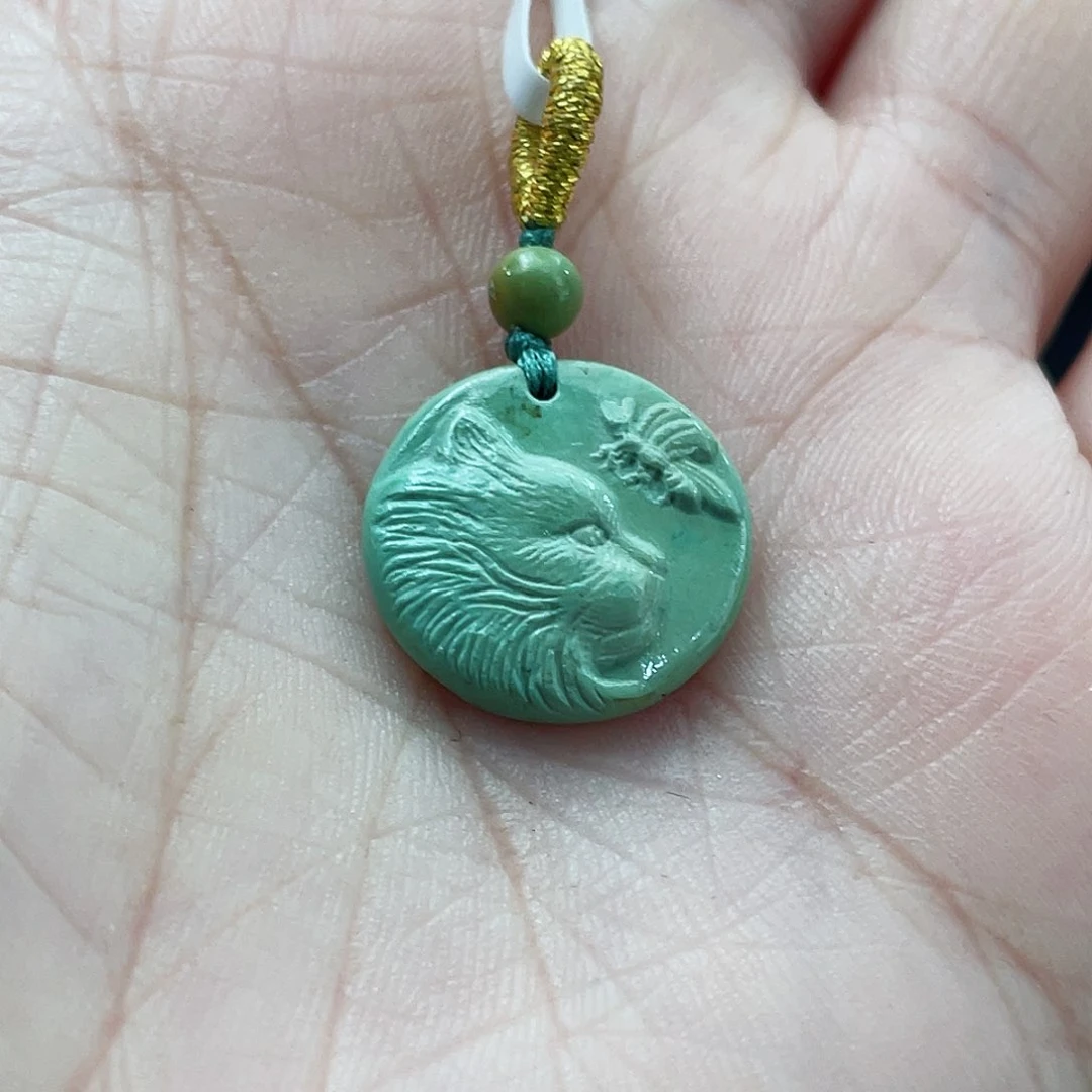 绿松石颈饰未镶嵌