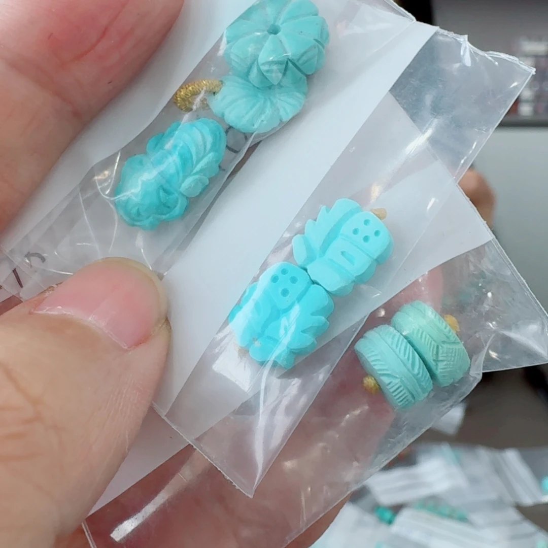 未镶嵌绿松石珠宝奇石