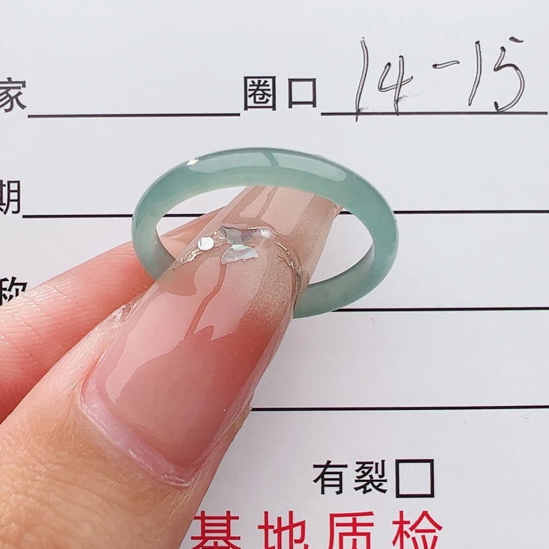 未镶嵌戒指翡翠戒指