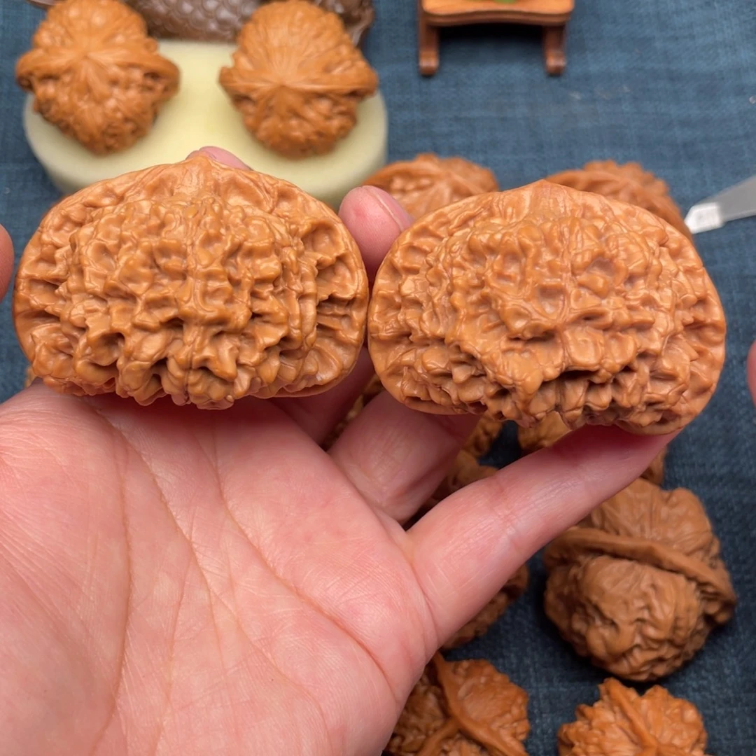 文玩核桃把件56毕业麒麟纹官帽全品