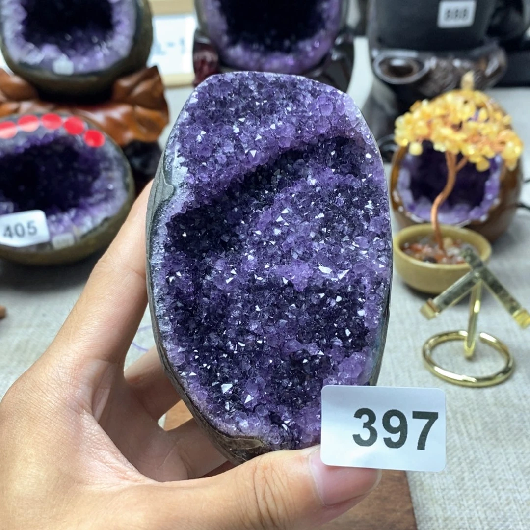 未镶嵌水晶大型摆件（非配饰）