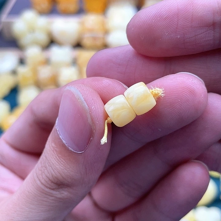 S****未镶嵌琥珀裸石蜜蜡