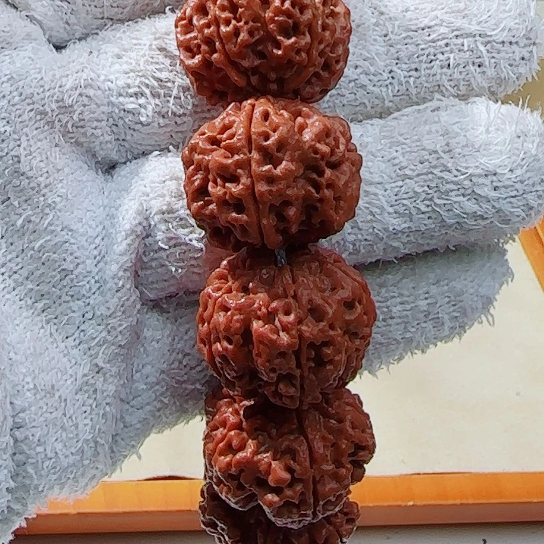 嵩****金刚菩提吊坠飞碟梅花