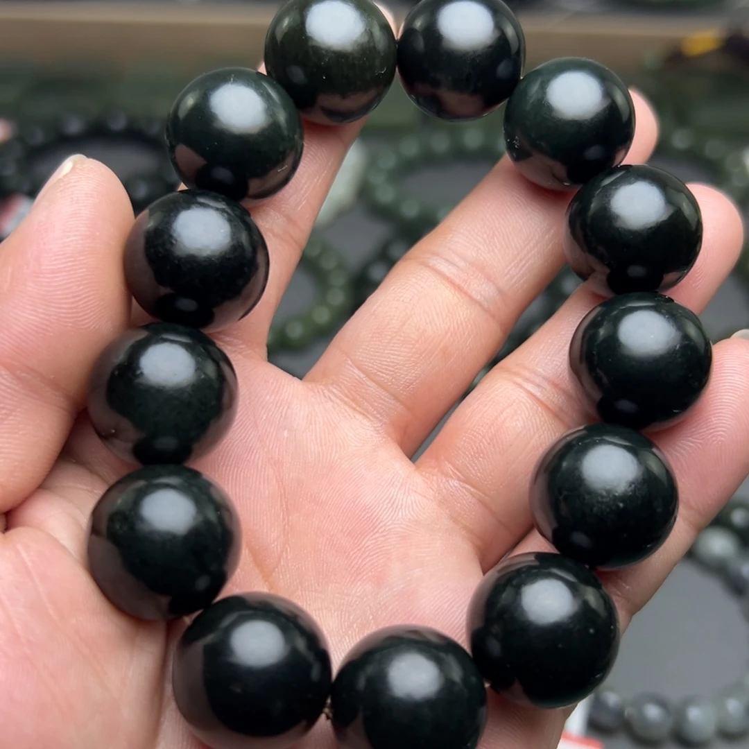 和田玉手链未镶嵌黑青卡18