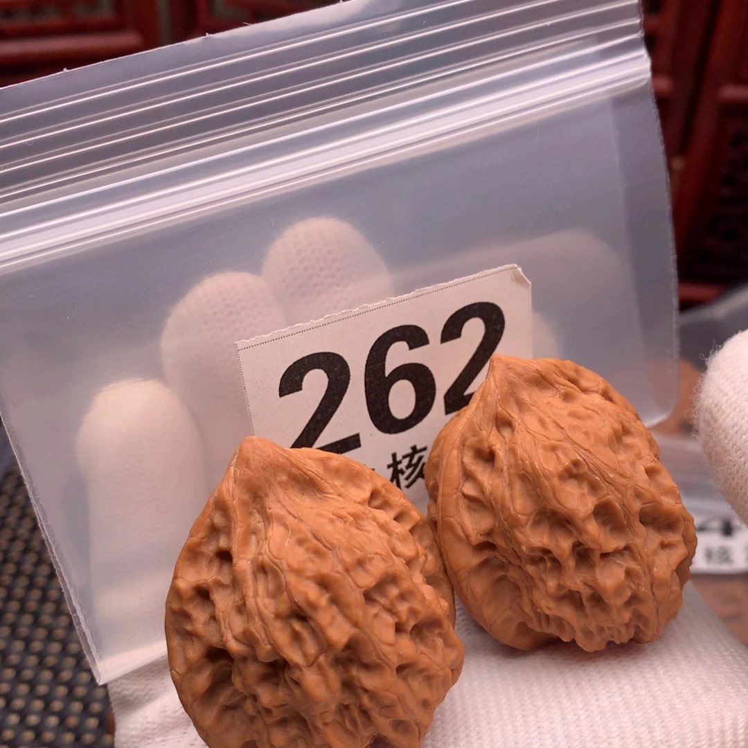 文玩核桃把件野生35