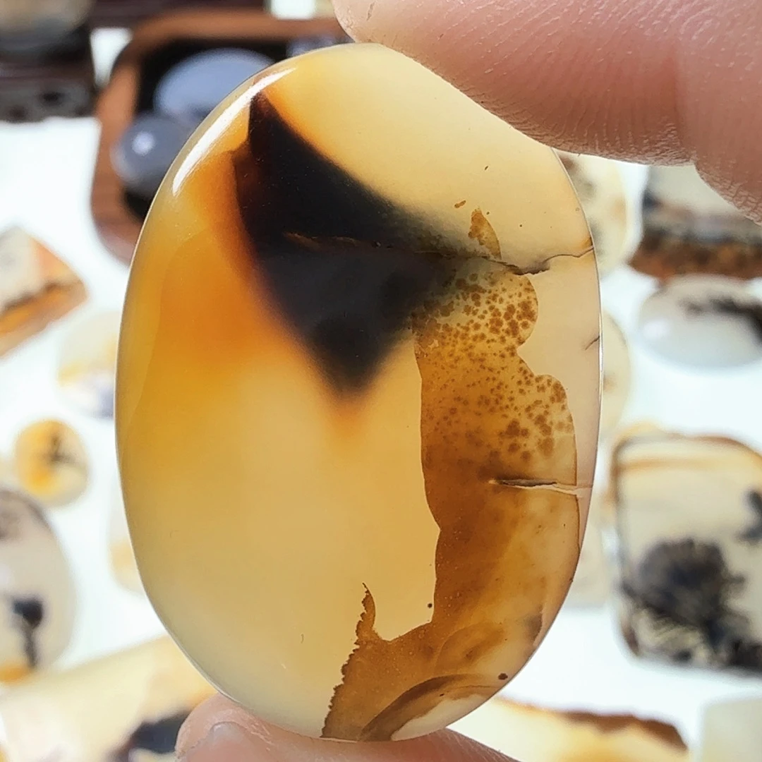 玛瑙/玉髓未镶嵌珠宝半成品