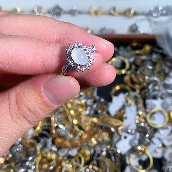 翡翠未镶嵌戒指翡翠首饰未镶嵌戒指10