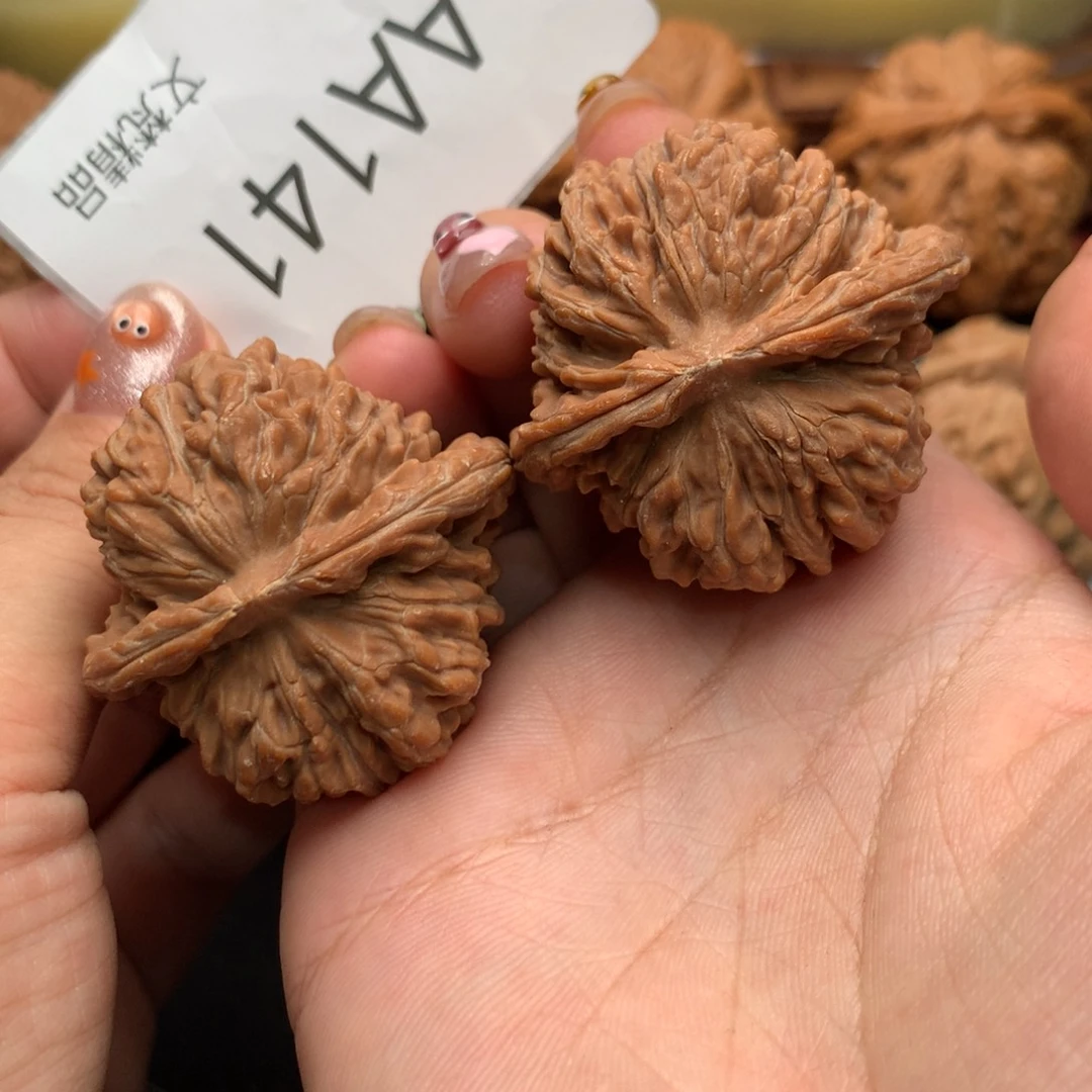 文玩核桃把件全品四座楼41
