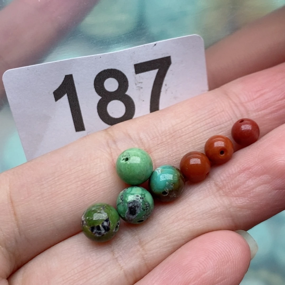 南红玛瑙未镶嵌珠宝奇石