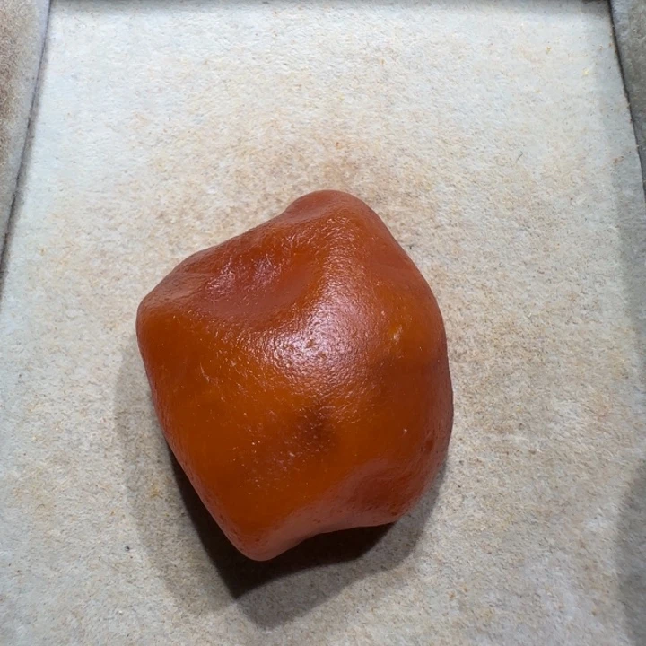 未镶嵌定制琥珀专属定制