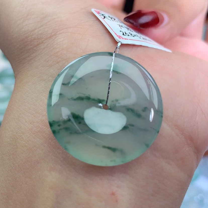 【闪购商品】翡翠吊坠(不含链)未镶嵌