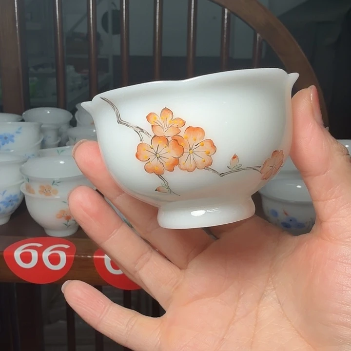 l***i璞玉花瓣杯主人杯手绘釉上彩梅花