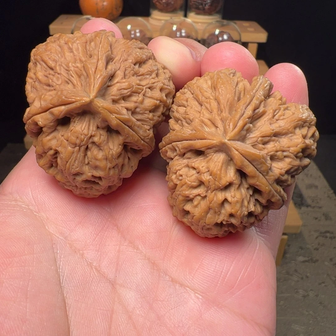 文玩核桃把件霹雳锤三棱43mm