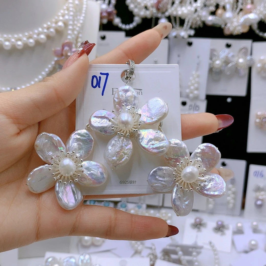 银S925镶嵌耳饰淡水珍珠