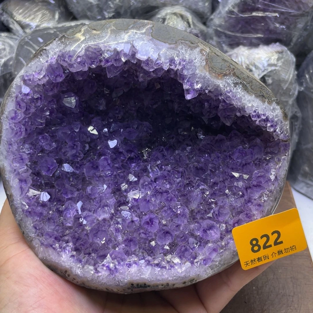 未镶嵌水晶大型摆件（非配饰）