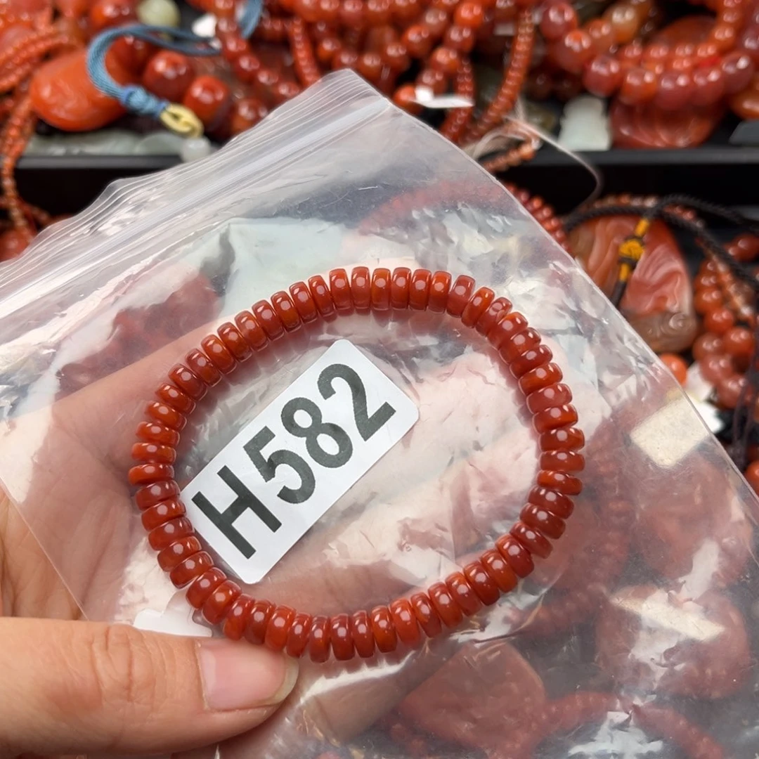 南红玛瑙珠宝奇石未镶嵌粉*?7+