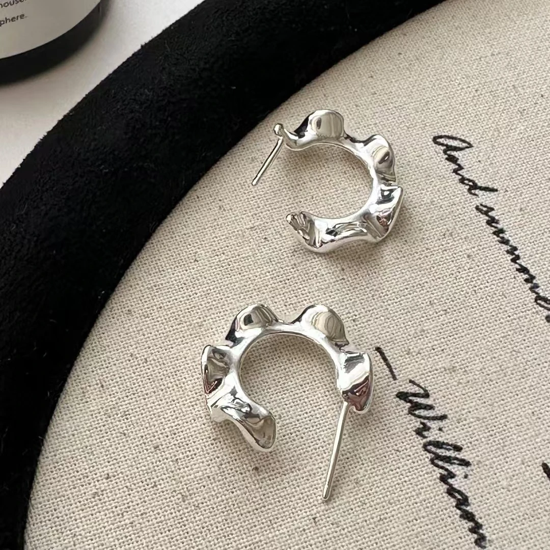 925银耳饰 日韩高级复古精致设计感亮面花边银耳饰