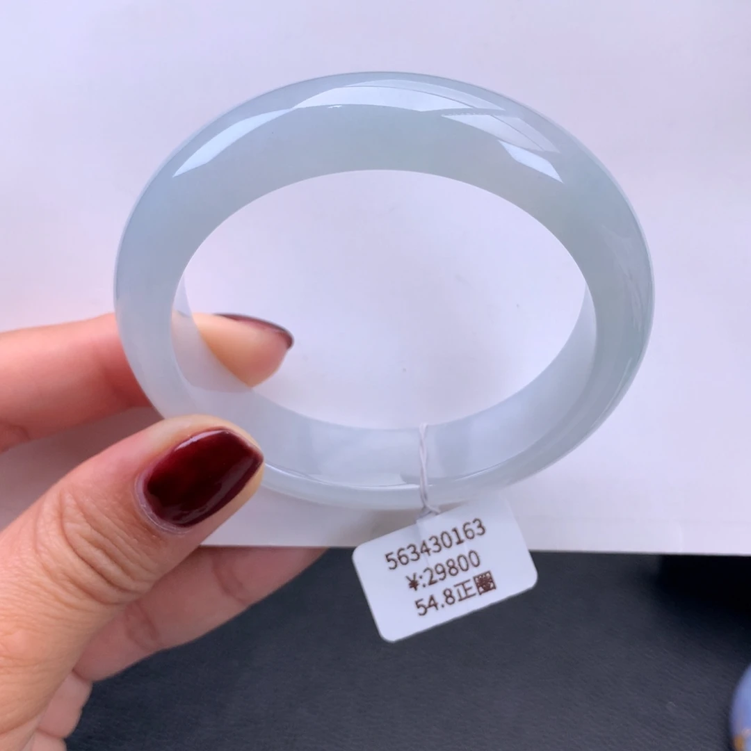 翡翠手镯未镶嵌白冰手镯