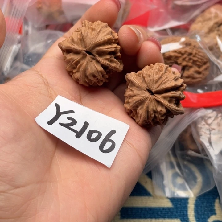 文玩核桃把件核桃