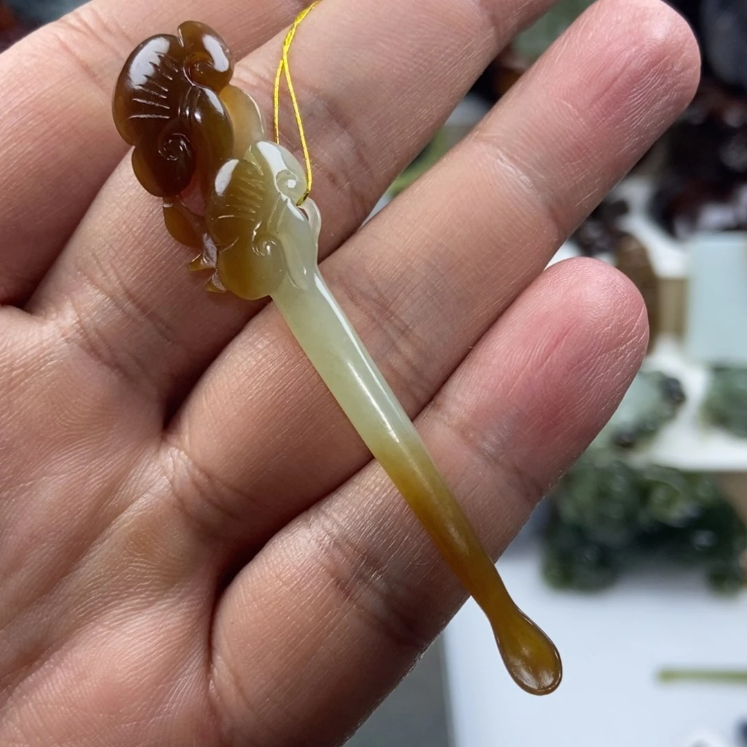 【闪购商品】吊坠(不含链)未镶嵌和田玉