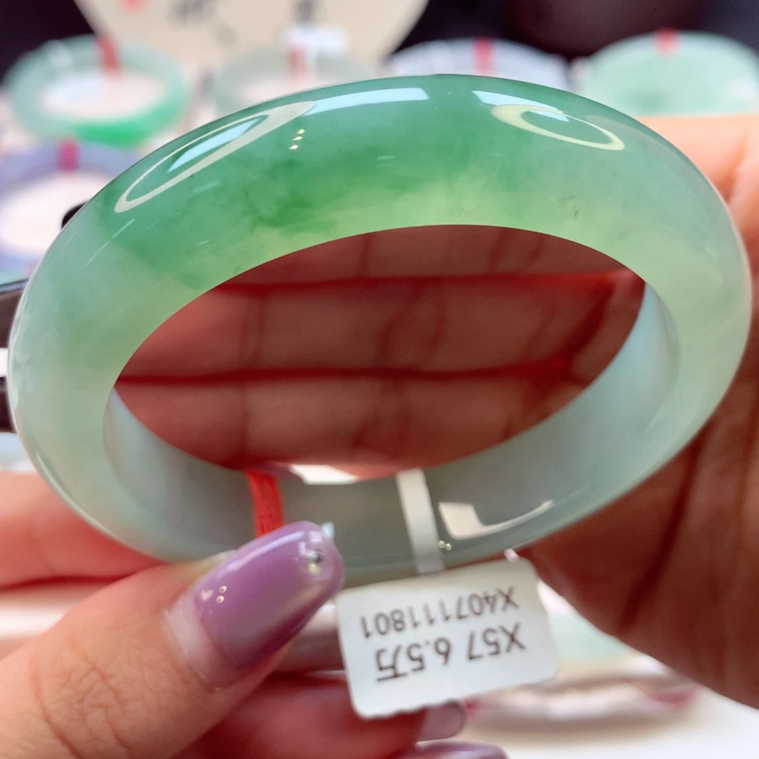 翡翠手镯未镶嵌正圈36号66