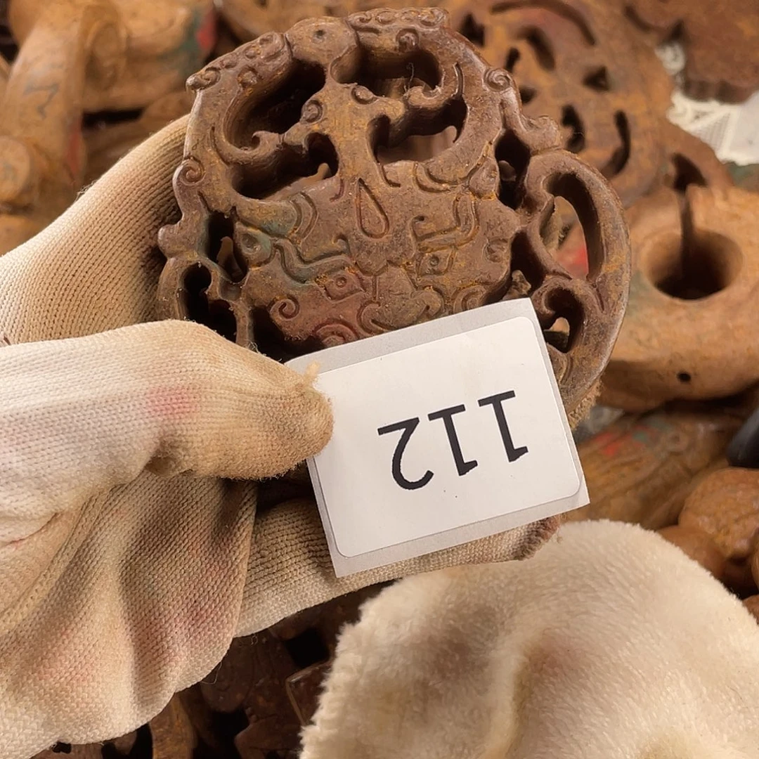 和田玉（糖玉）未镶嵌挂件