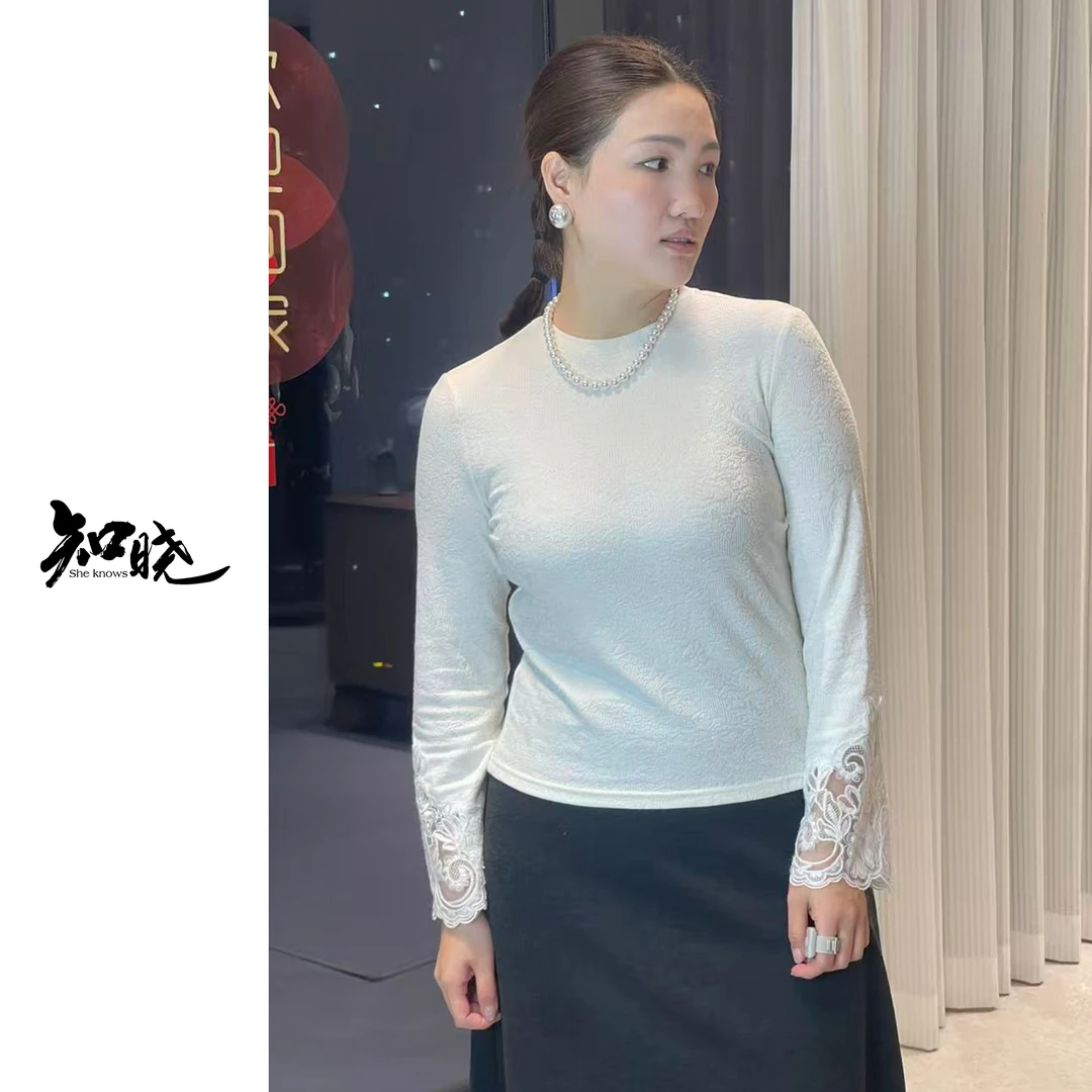 She Knows【花窗影】国风镂空提花上衣H205T012